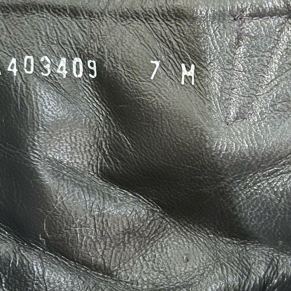 Stuart Weitzman - Patent Croc Ankle Boot Size 7 - Picture 4 of 9